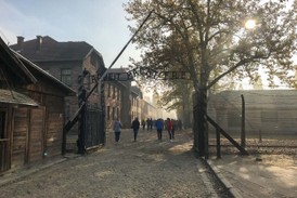 04-Auschwitz2019.jpg